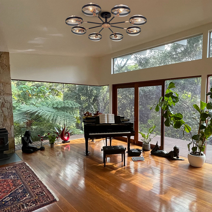 Светильник Eurosvet 70121/8 черный