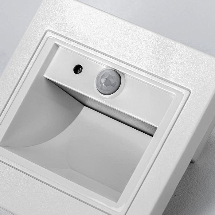 Уличный светильник  CLD005KS0