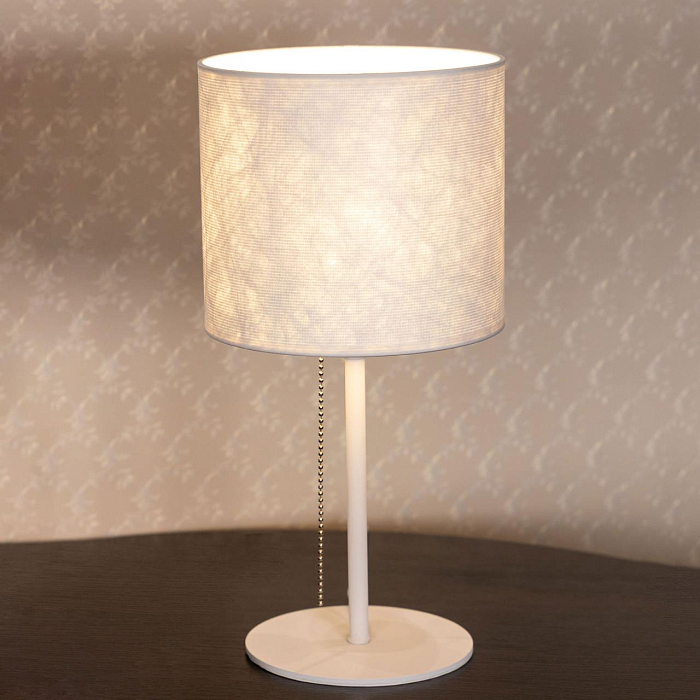 Настольная лампа  CL469810