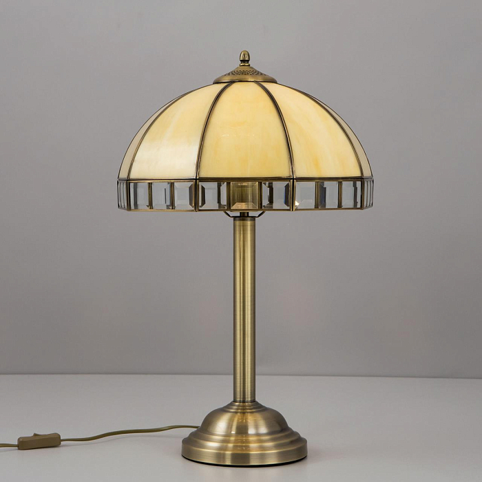 Настольная лампа  CL440811